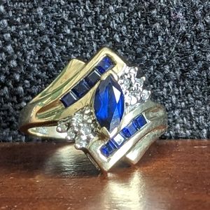 Vintage Sapphire and diamond estate ring